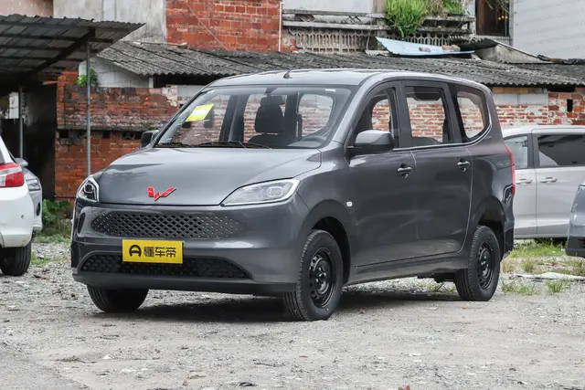 Wuling Hongguang 2026 — купить из Китая под заказ