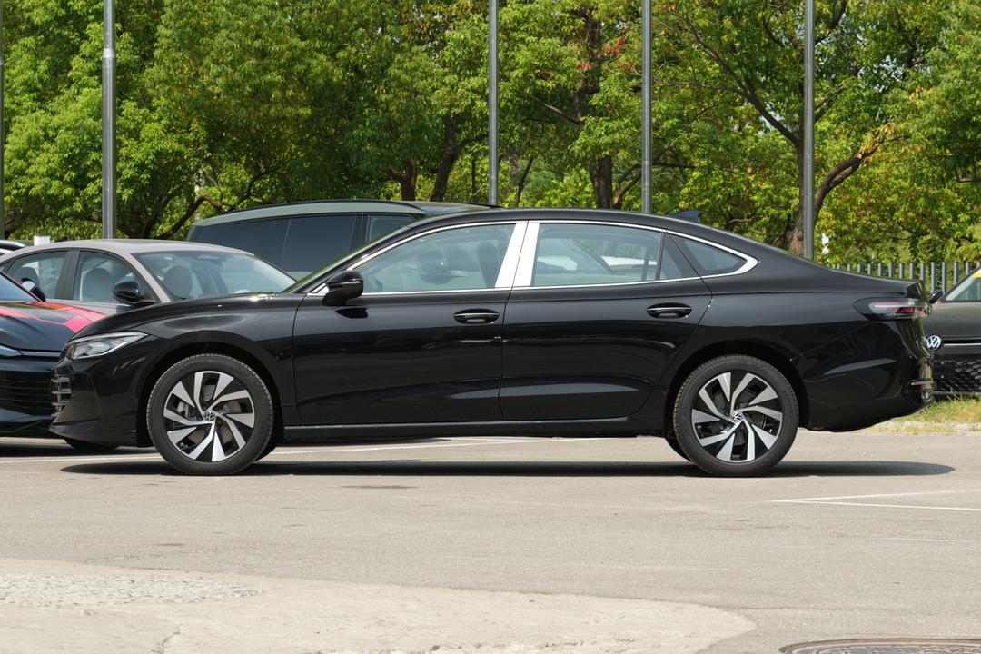 Volkswagen Passat 2026, фото 4