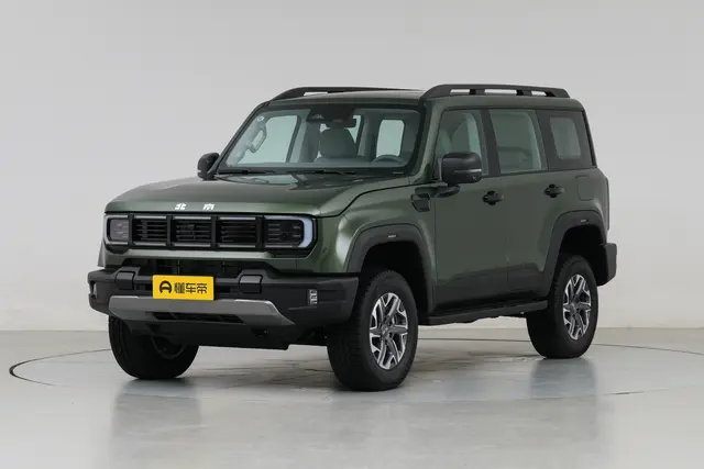 BAIC BJ40 2026 — купить из Китая под заказ