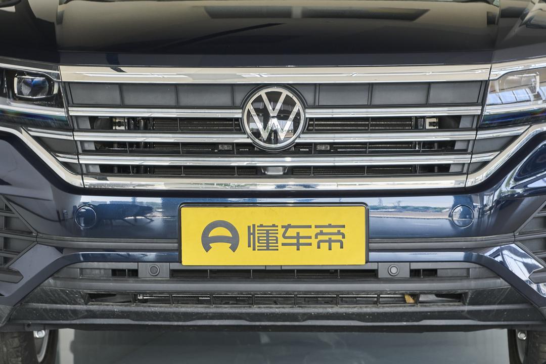 Volkswagen Touareg 2026, фото 9
