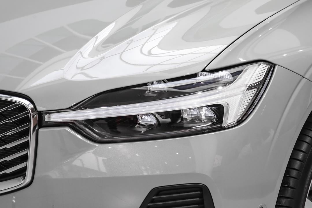 Volvo XC60 PHEV 2026, фото 13