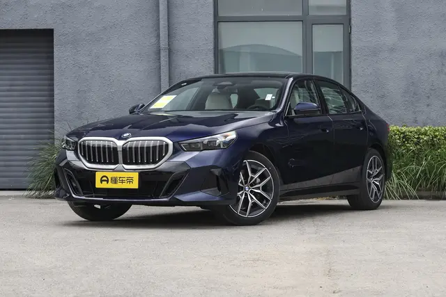 BMW 5 Series 2026 — купить из Китая под заказ