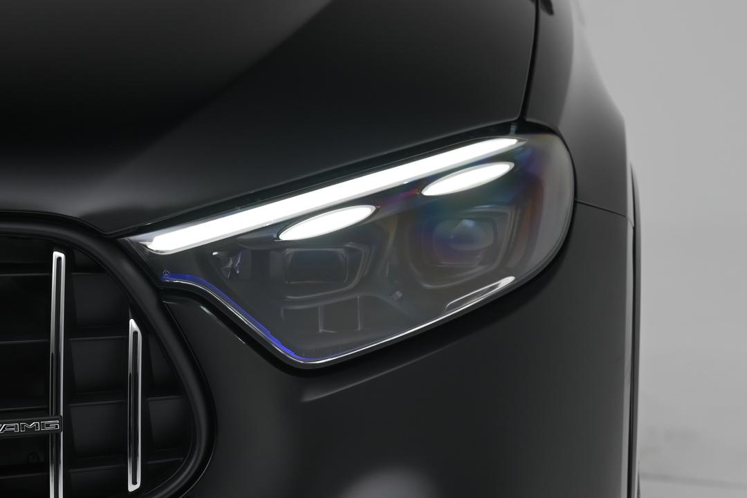 Mercedes-Benz GLC AMG 2026, фото 12