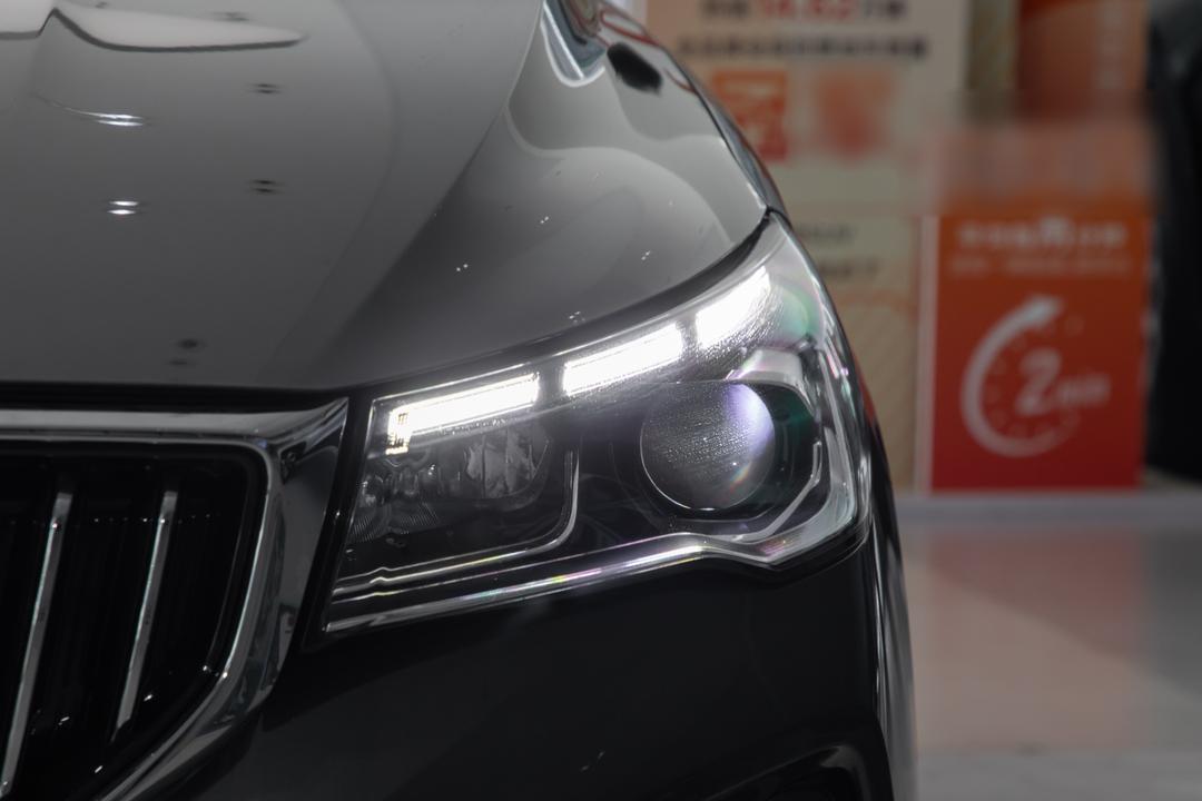 Geely Emgrand 2026, фото 10