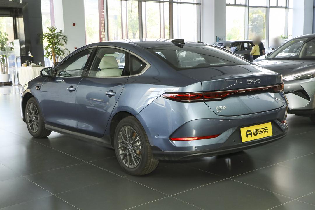 BYD Qin PLUS EV 2026, фото 5