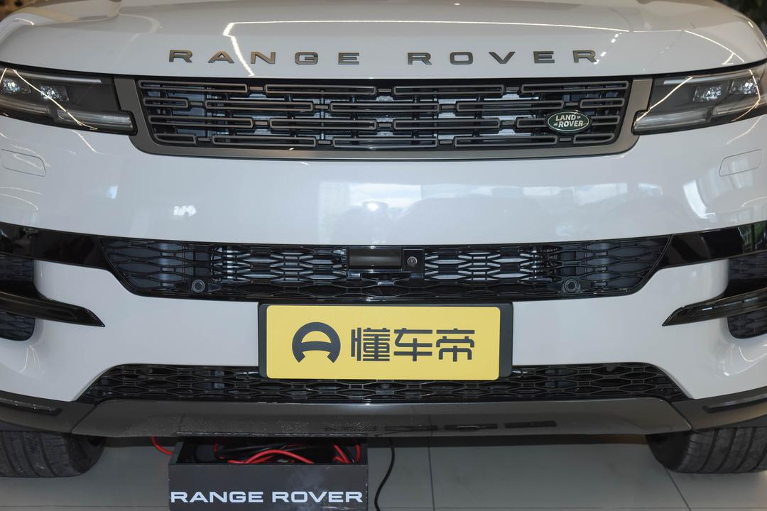 Land Rover Range Rover Sport 2026, фото 10