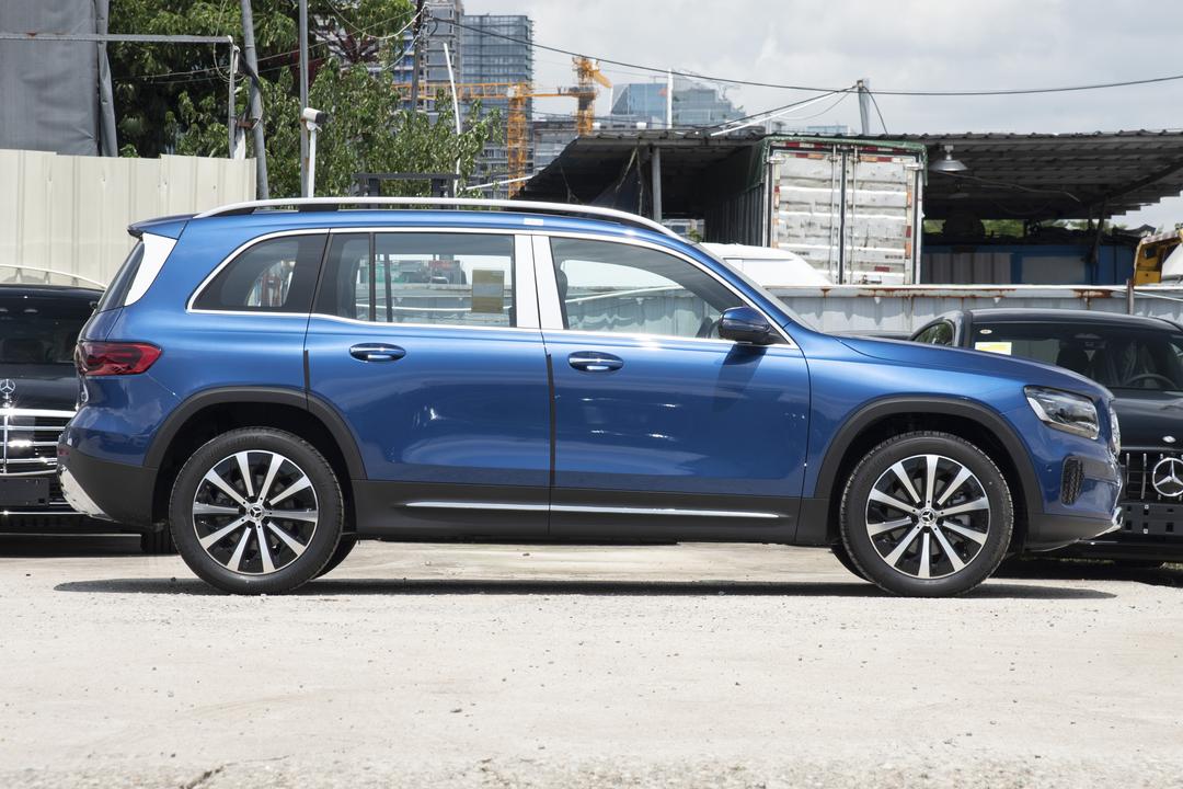 Mercedes-Benz GLB 2026, фото 8