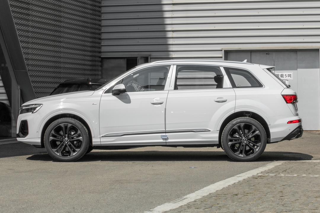 Audi Q7 2026, фото 4