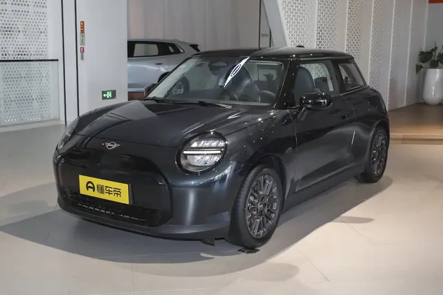 MINI Cooper Electric 2026 — купить из Китая под заказ