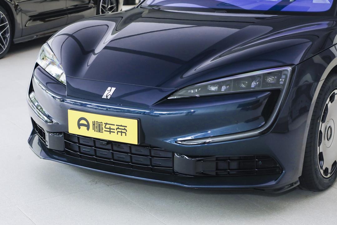 BYD U7 PHEV 2026, фото 9