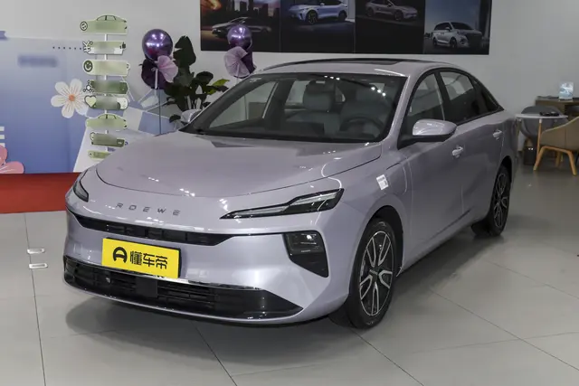 Roewe D6 2026 — купить из Китая под заказ