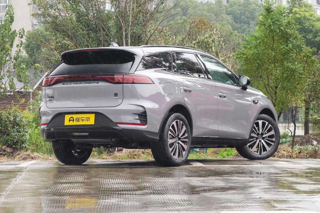 BYD Tang DM 2026, фото 7