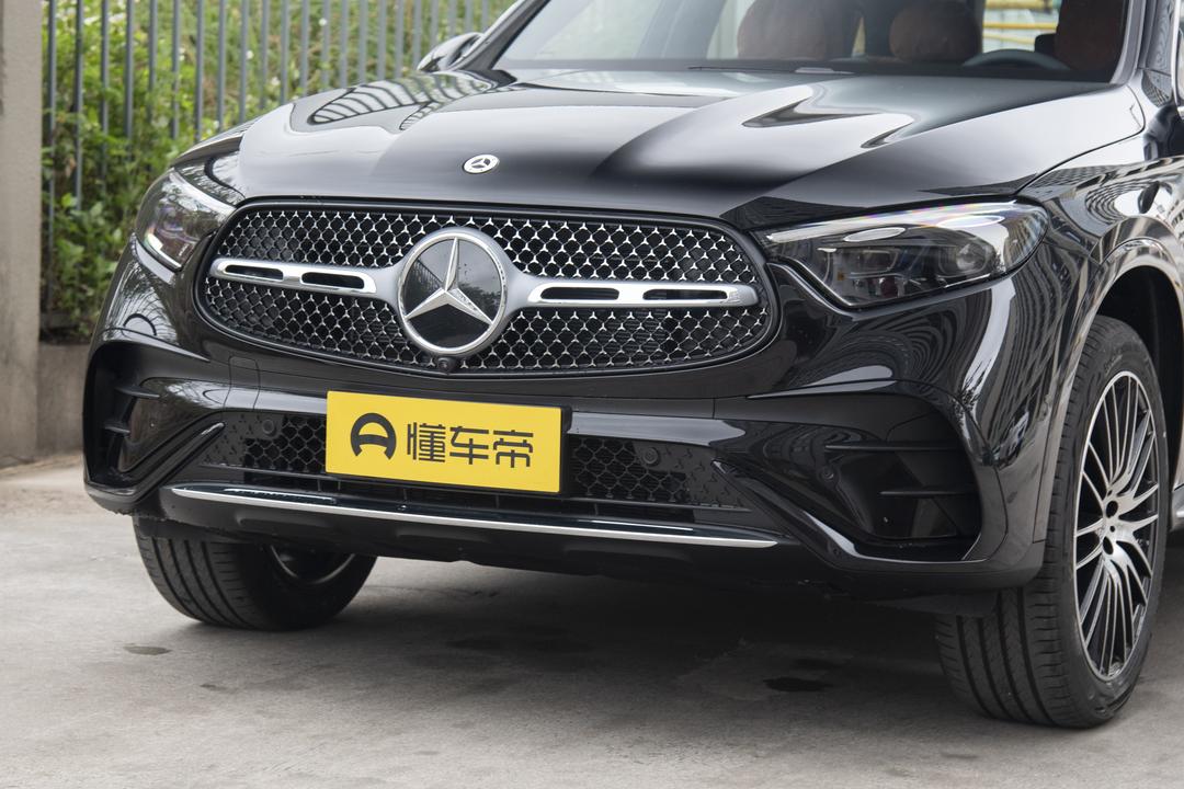 Mercedes-Benz GLC-Class 2026, фото 9