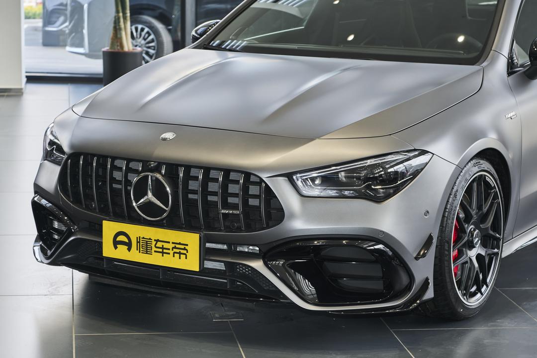 Mercedes-Benz CLA AMG 2026, фото 9
