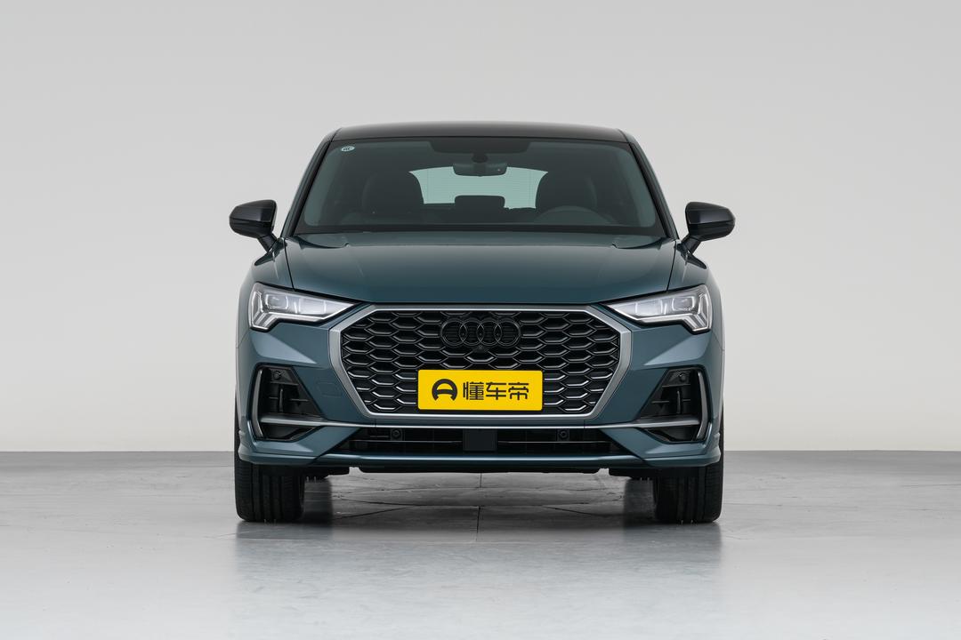 Audi Q3 Sportback 2026, фото 2