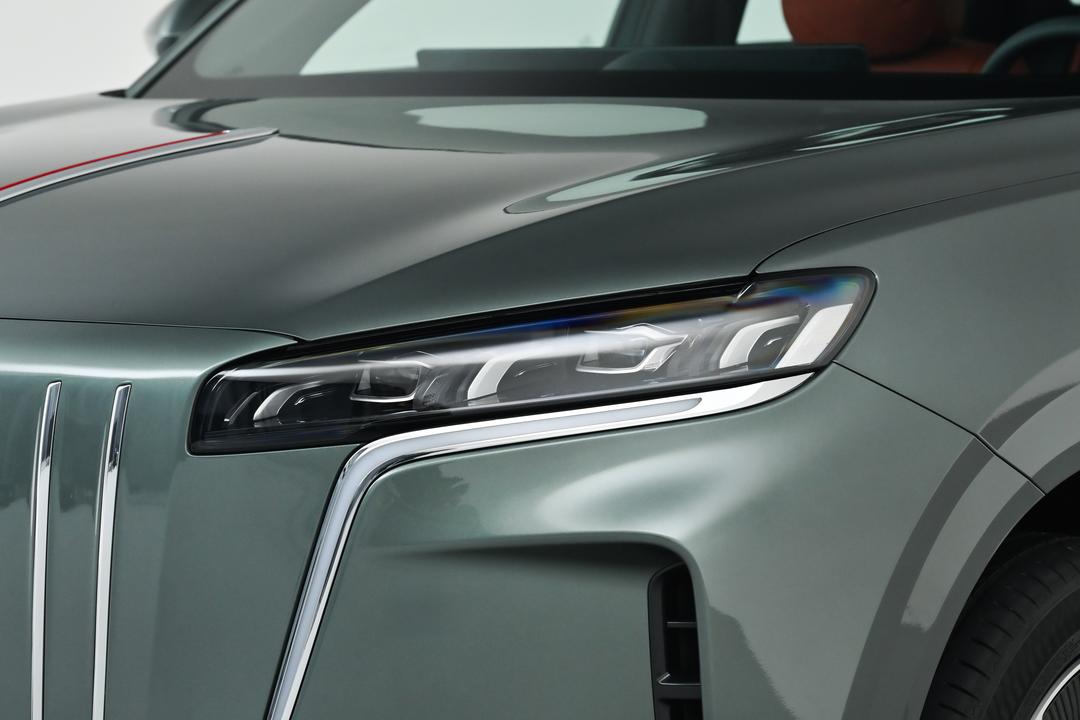 Hongqi HS6 PHEV 2026, фото 13