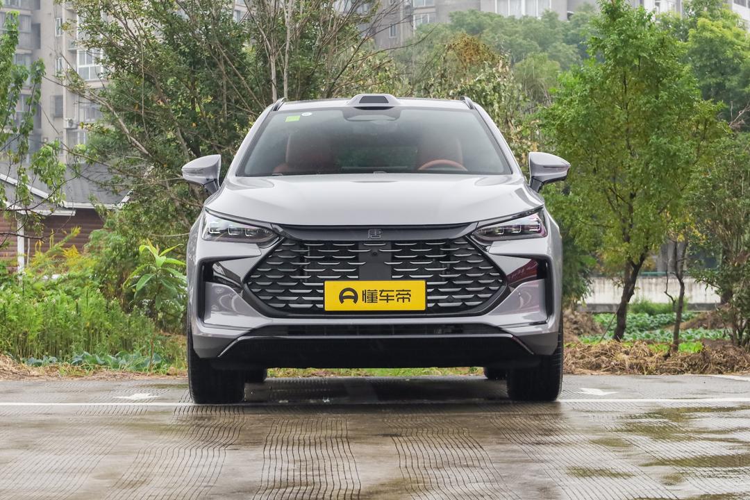 BYD Tang DM 2026, фото 2