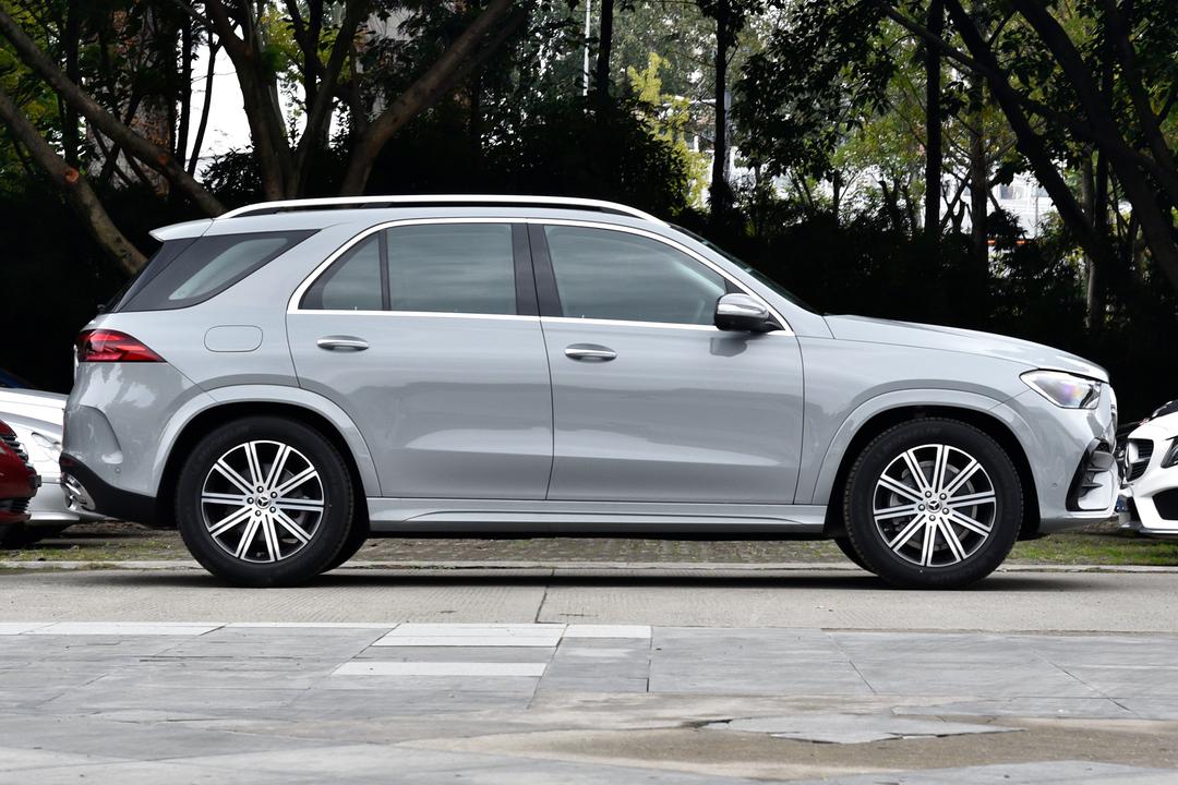 Mercedes-Benz GLE-Class (Европейской сборки) 2026, фото 8