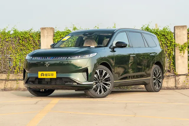 Dongfeng Yipai 008 2026 — купить из Китая под заказ