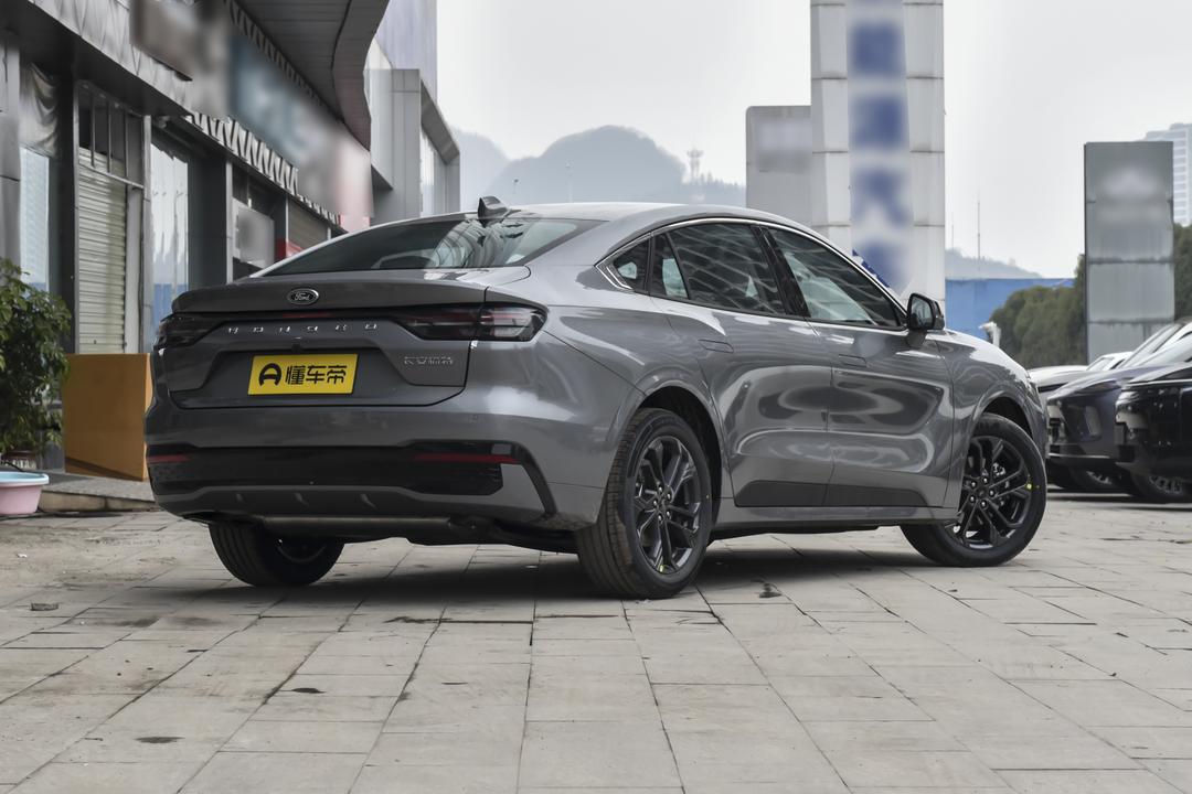 Ford Mondeo 2026, фото 7
