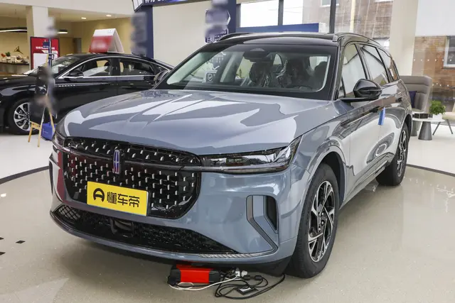 Lincoln Nautilus 2026 — купить из Китая под заказ