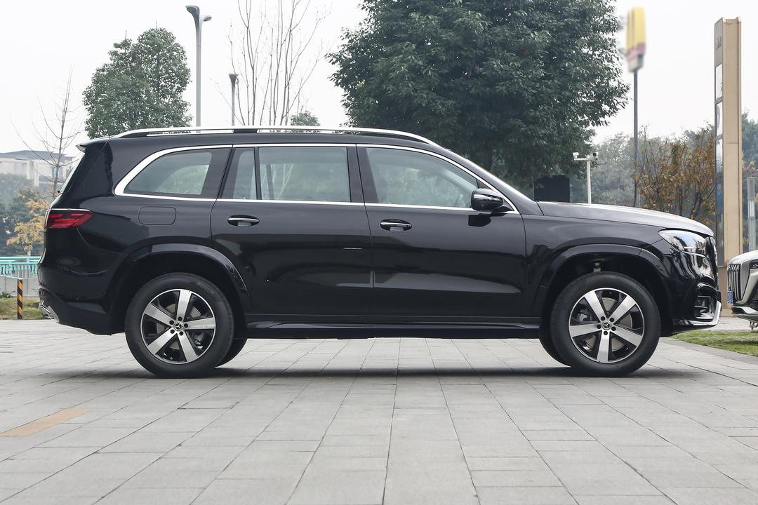 Mercedes-Benz GLS 2026, фото 8