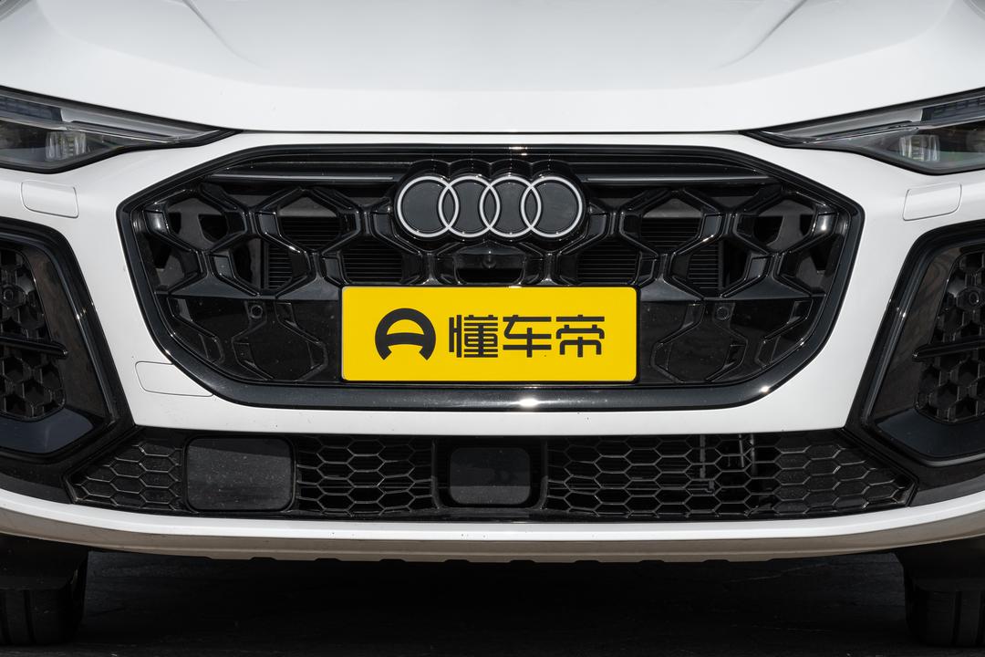 Audi Q5L 2026, фото 10