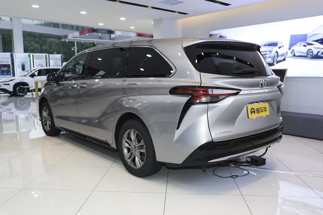 Toyota Sienna 2026, фото 5