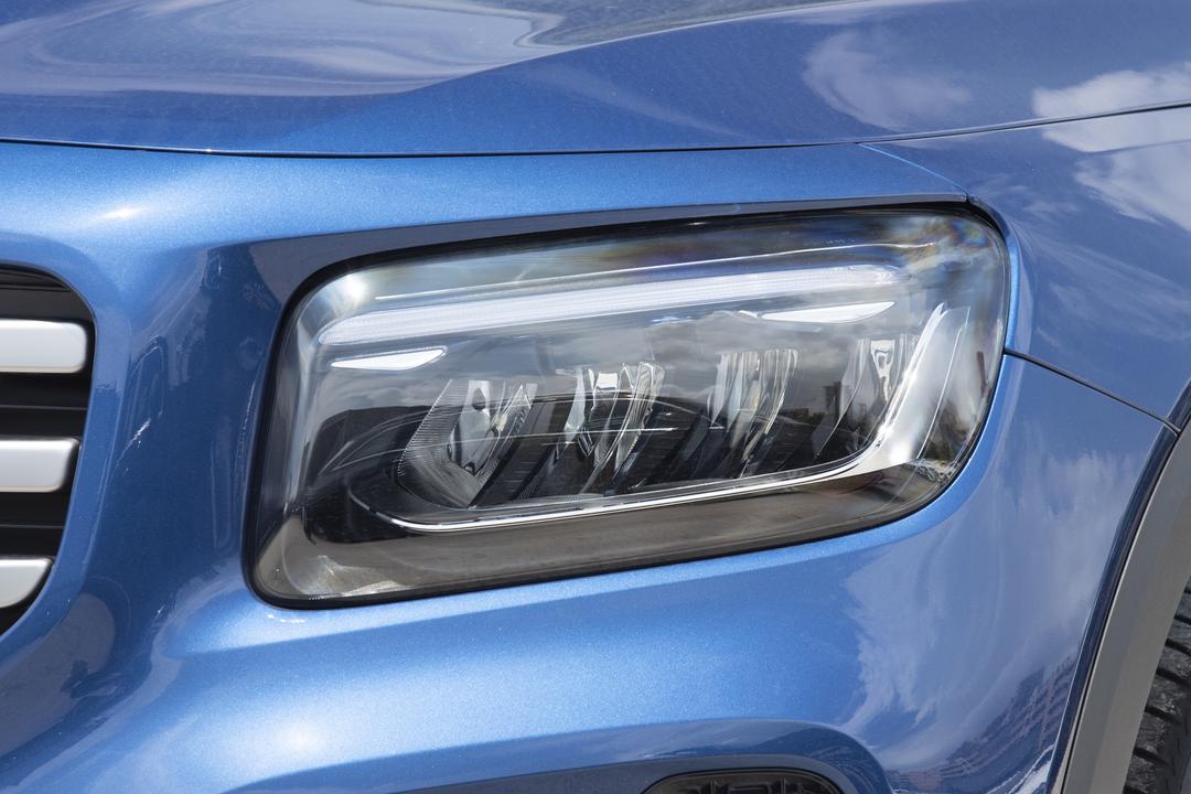 Mercedes-Benz GLB 2026, фото 13