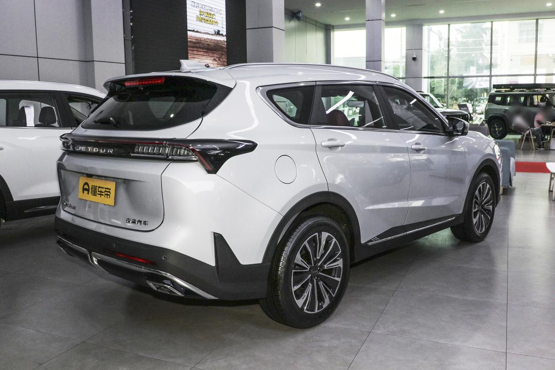 Jetour X70 PLUS 2026, фото 7