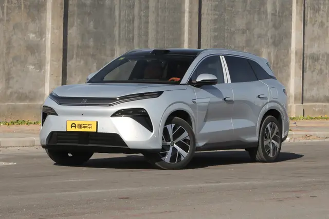 BYD Tang L EV 2026 — купить из Китая под заказ