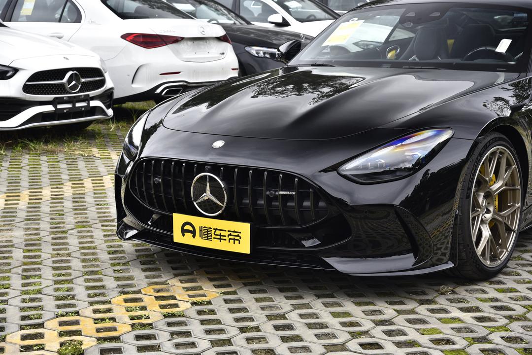 Mercedes-Benz AMG GT 2026, фото 9