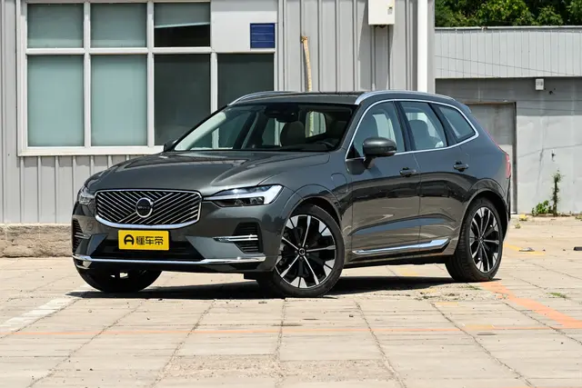 Volvo XC60 PHEV 2026 — купить из Китая под заказ