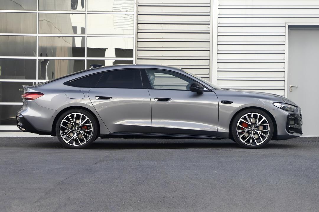 Audi A5L Sportback 2026, фото 8