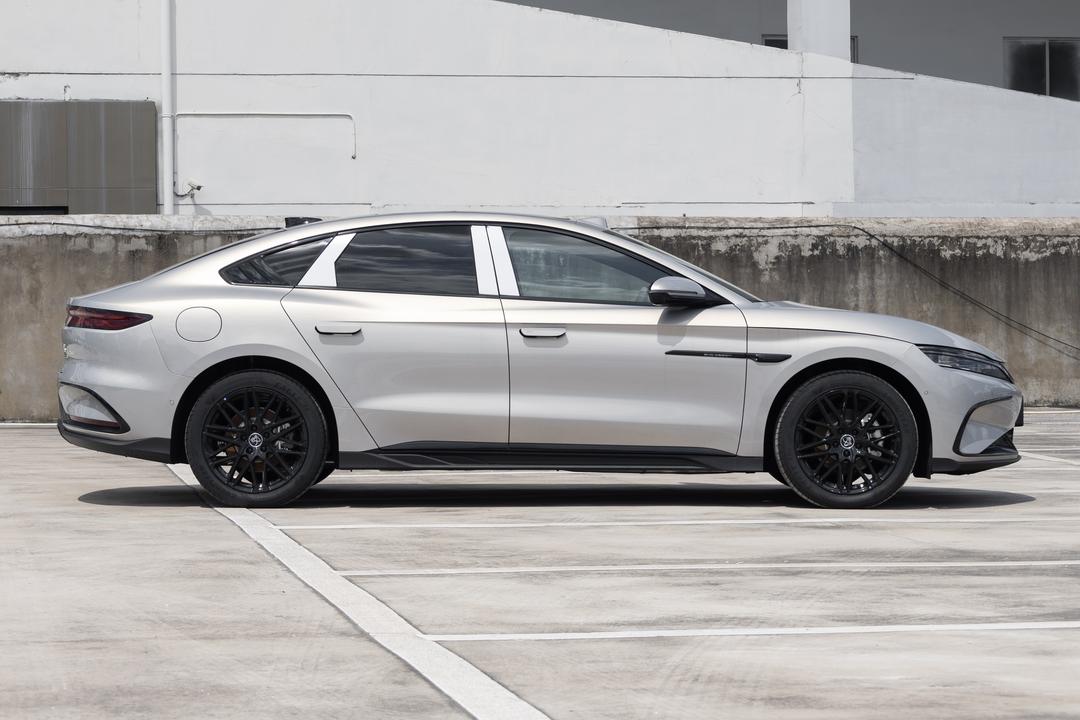 BYD Han DM 2026, фото 8