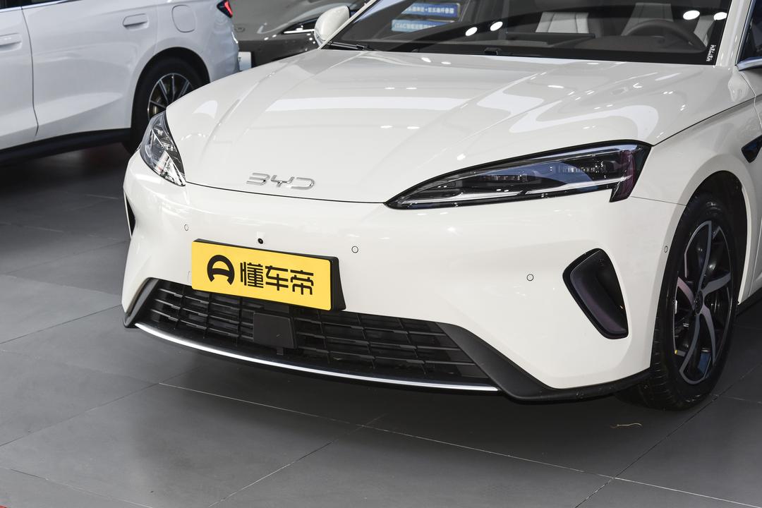 BYD Seal 07 DM 2026, фото 9
