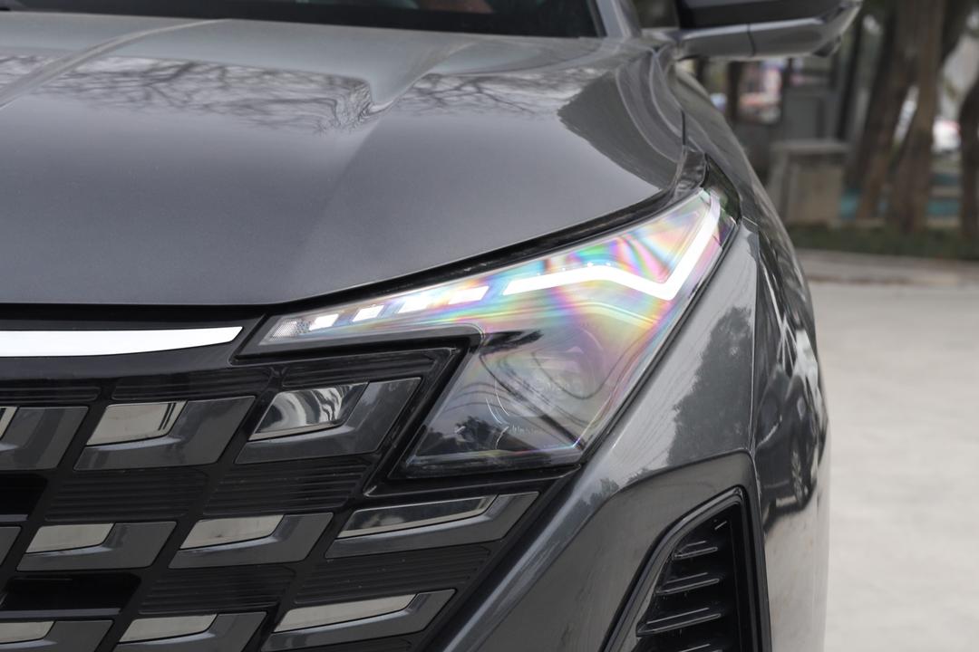 Changan UNI-Z PHEV 2026, фото 12