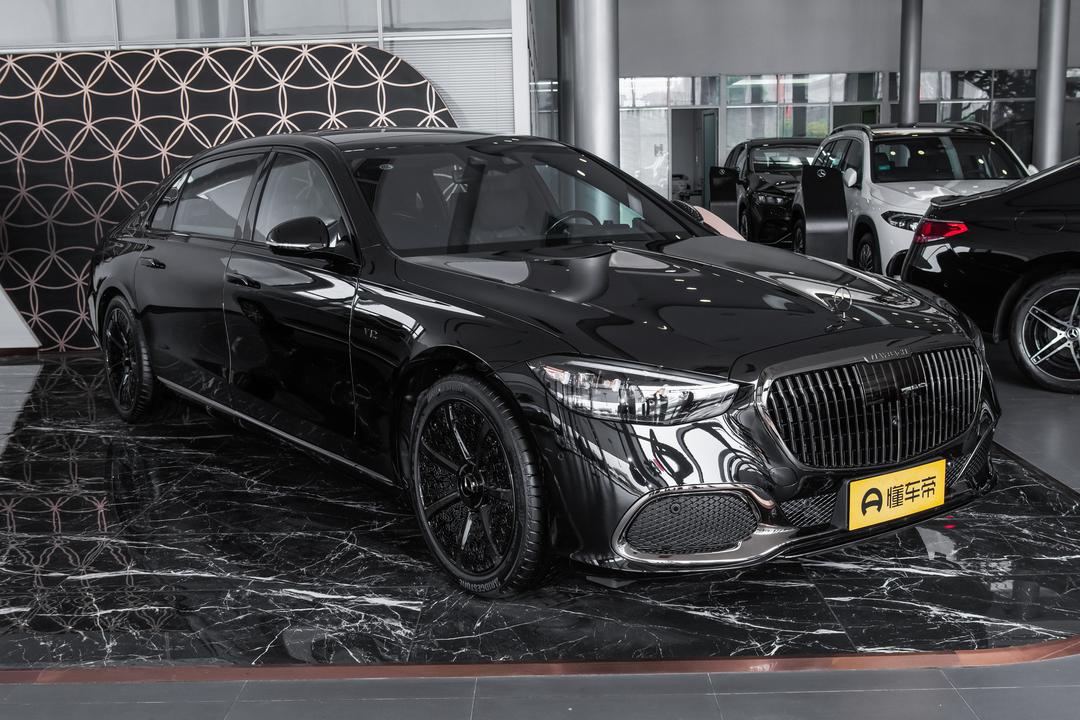 Mercedes-Benz Maybach S-Class 2026, фото 3
