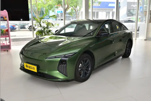 Dongfeng Starlight S7 2026 — купить из Китая под заказ