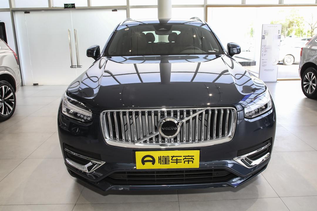 Volvo XC90 2026, фото 2