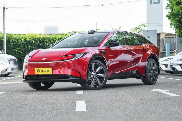 Toyota bZ5 2026 — купить из Китая под заказ