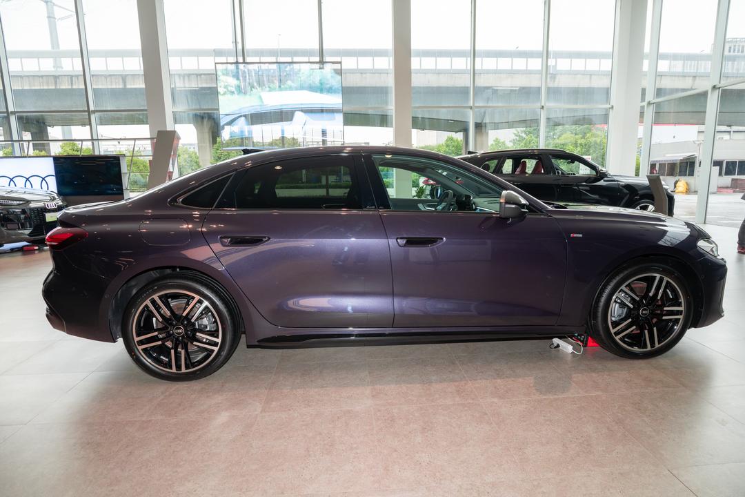 Audi A5L 2026, фото 8