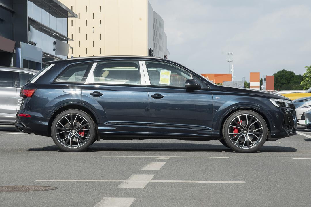 Audi Q7 2026, фото 8