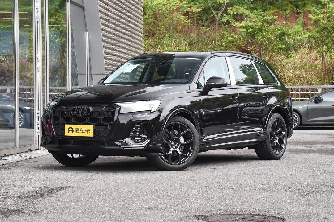 Audi Q7 2026, фото 1