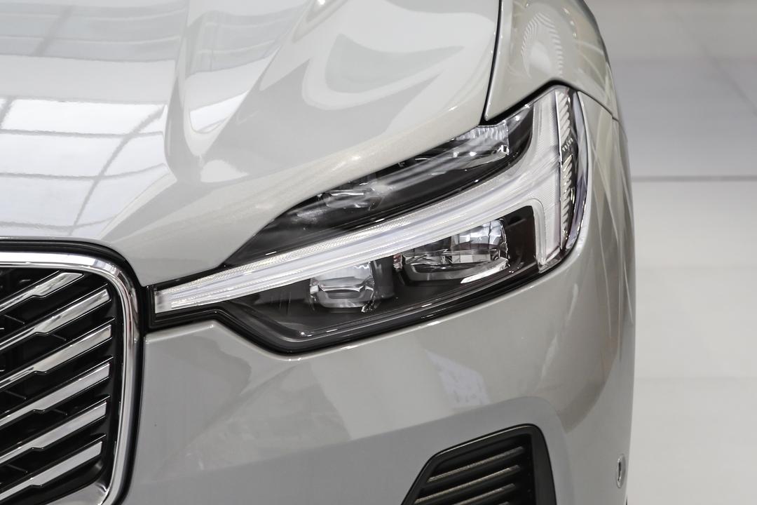 Volvo XC60 PHEV 2026, фото 11