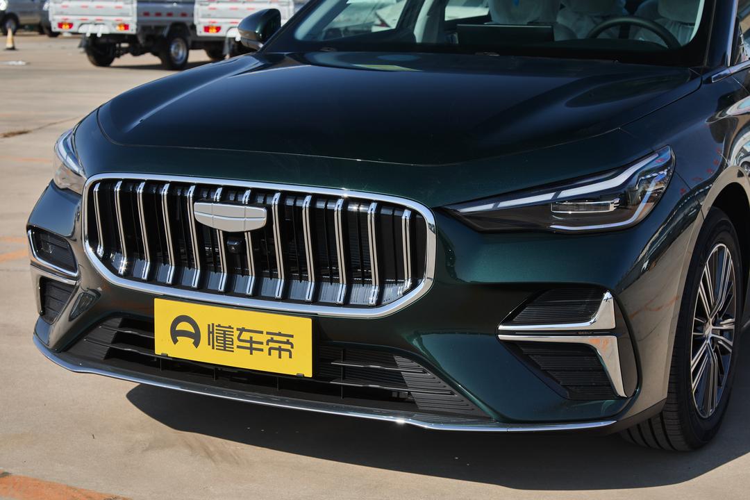 Geely Emgrand 2026, фото 9