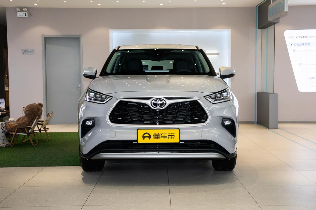 Toyota Highlander 2026, фото 2