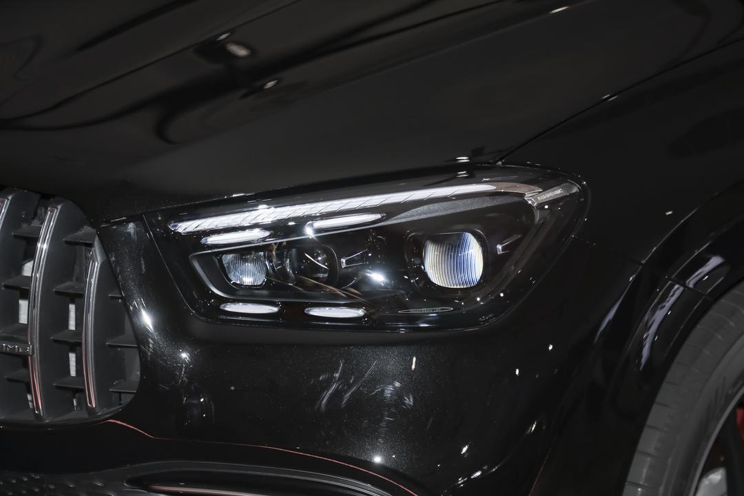 Mercedes-Benz GLE AMG 2026, фото 11