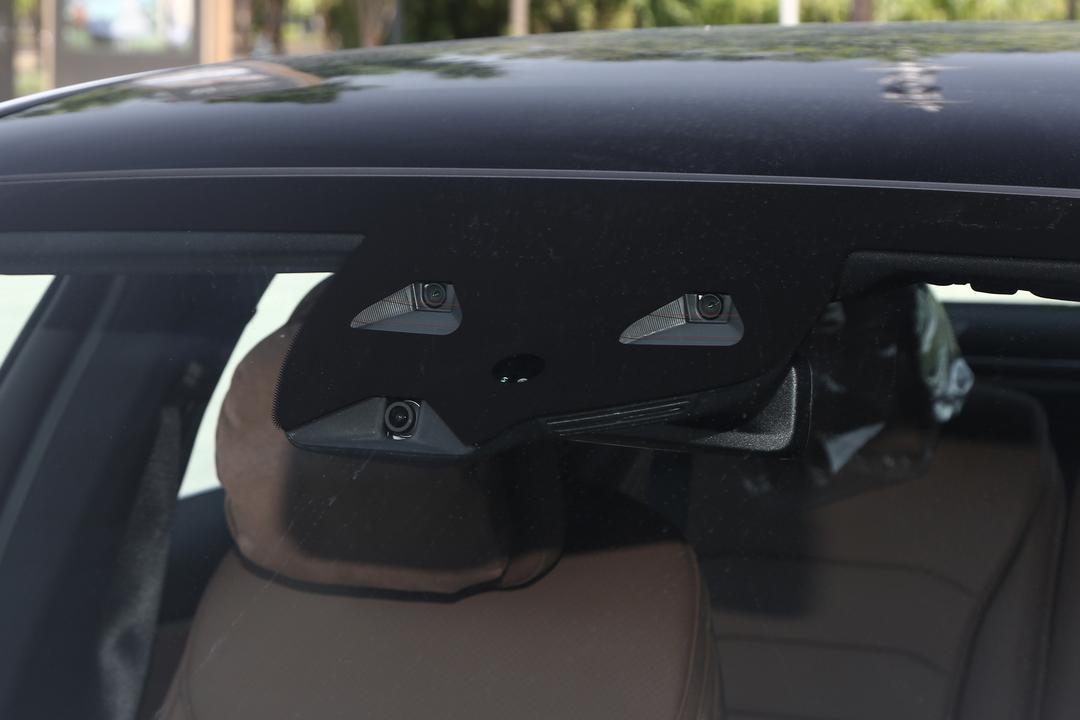 Mercedes-Benz E-Class 2026, фото 15