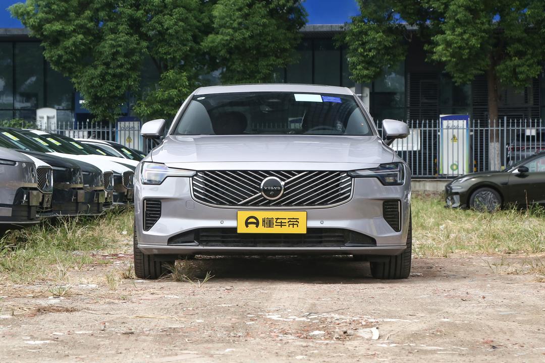 Volvo S90 2026, фото 2